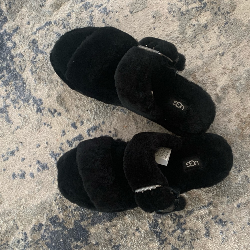 UGG Fur Sandals